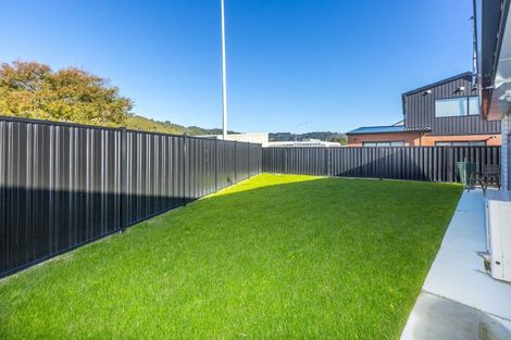 Photo of property in 1 Mawai Hakona Drive, Wallaceville, Upper Hutt, 5018