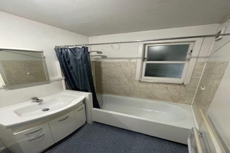 Photo of property in 4 Raroa Road, Kelburn, Wellington, 6012