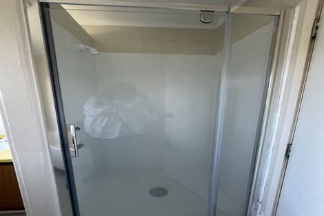 Photo of property in 3/16 Settlement Road, Papakura, 2110