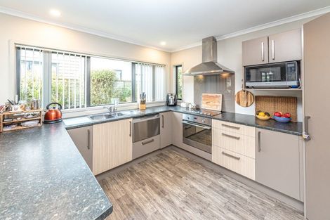 Photo of property in Caversham Park, 2/7 Caversham Road, Westmere, Whanganui, 4501