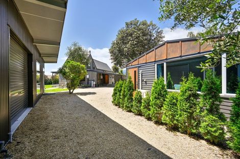 Photo of property in 10 Arbor-lea Avenue, Richmond, 7020