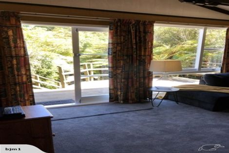 Photo of property in 41 Lake View Terrace, Moana, 7875