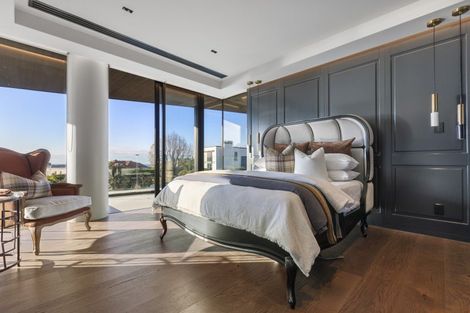 Photo of property in 92 Paritai Drive, Orakei, Auckland, 1071