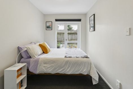 Photo of property in 3/21 Duchess Place, Maupuia, Wellington, 6022