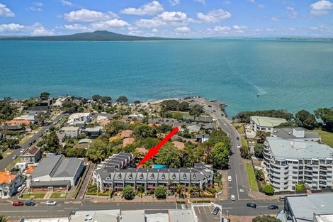 Photo of property in 9/177 Hurstmere Road, Takapuna, Auckland, 0622