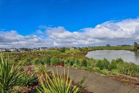 Photo of property in 3 Fort Lincoln Loop, Karaka, Papakura, 2113