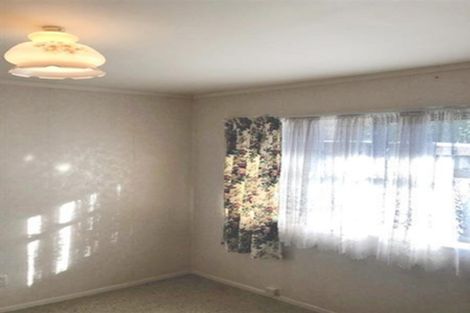 Photo of property in 2/1 Landscape Road, Papatoetoe, Auckland, 2025