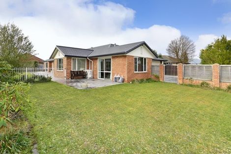 Photo of property in 27 Broadhaven Avenue, Parklands, Christchurch, 8083