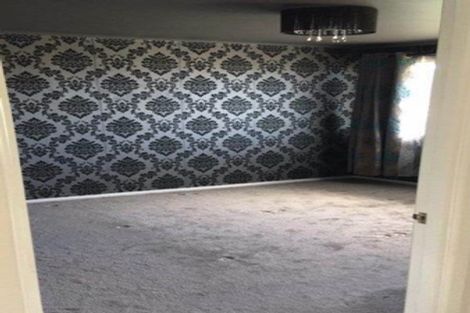 Photo of property in 84 Glamorgan Drive, Torbay, Auckland, 0630