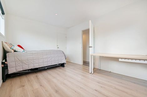 Photo of property in 8 Riverview Road, New Lynn, Auckland, 0600