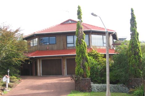 Photo of property in 12 Bragato Place, Chatswood, Auckland, 0626