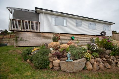Photo of property in 16 Ohinemuri Place, Paeroa, 3600