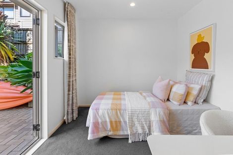 Photo of property in 2c Braemar Road, Rothesay Bay, Auckland, 0630