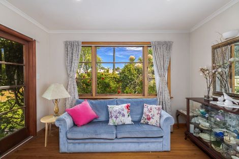 Photo of property in 24 Jennifer Street, Bryndwr, Christchurch, 8053