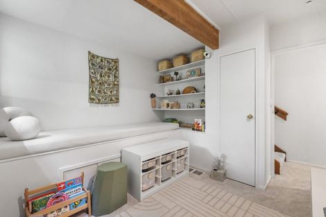 Photo of property in 2/35a Rangatira Road, Beach Haven, Auckland, 0626