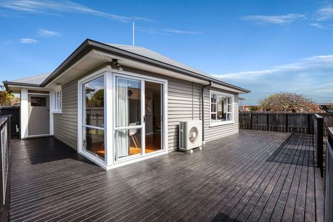 Photo of property in 242 Bower Avenue, North New Brighton, Christchurch, 8083
