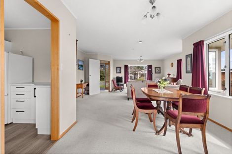 Photo of property in 12 Bennelong Place, Havelock North, 4130