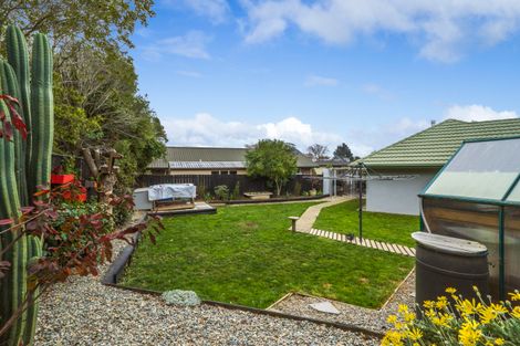 Photo of property in 24 Rintoul Place, Brightwater, 7022