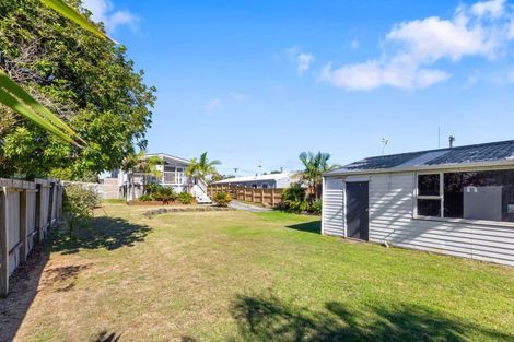 Photo of property in 41 Simpson Road, Papamoa Beach, Papamoa, 3118