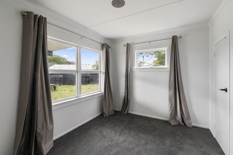 Photo of property in 35 Balmoral Street, Levin, 5510