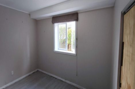 Photo of property in 4 Mills Road, Brooklyn, Wellington, 6021