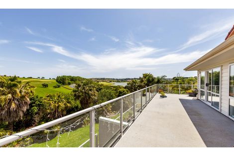 Photo of property in 340 Gulf Harbour Drive, Gulf Harbour, Whangaparaoa, 0930