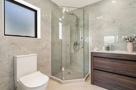 Photo of property in 31 Ballyholey Drive, Flat Bush, Auckland, 2019