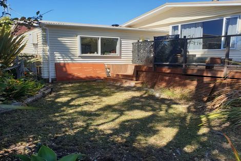 Photo of property in 96 Wharf Road, Clarks Beach, Pukekohe, 2679