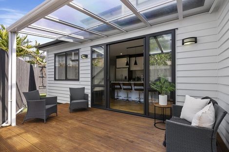 Photo of property in 6a Hostel Access Road, Eastern Beach, Auckland, 2012