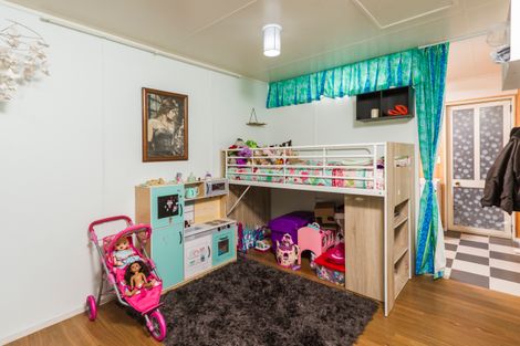 Photo of property in 24 Rintoul Place, Brightwater, 7022