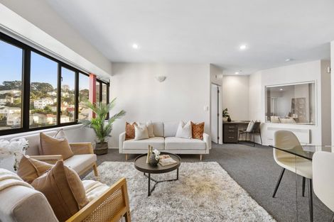 Photo of property in St Peters Apartments, 5c/192 Willis Street, Te Aro, Wellington, 6011