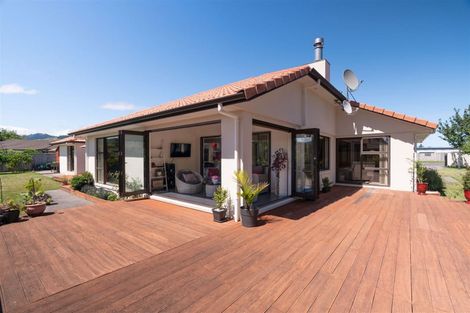 Photo of property in 177 Mazengarb Road, Paraparaumu, 5032