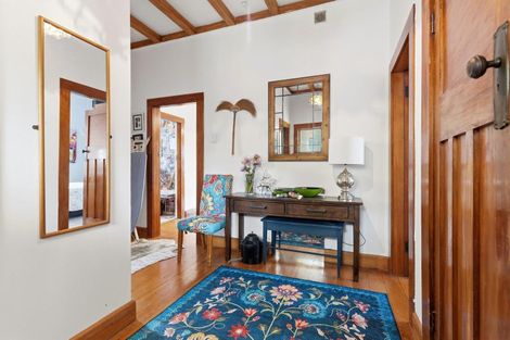 Photo of property in 88 Vivian Street, New Plymouth, 4310