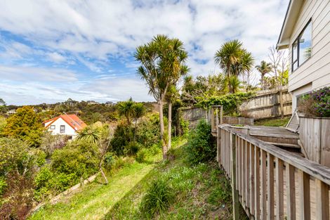 Photo of property in 70 Wade River Road, Stanmore Bay, Whangaparaoa, 0932