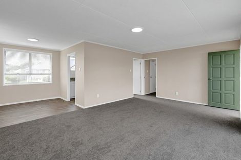 Photo of property in 12 Oleander Place, Bell Block, New Plymouth, 4312