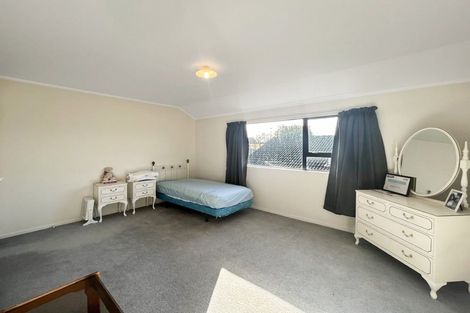 Photo of property in 55 Raglan Avenue, Cloverlea, Palmerston North, 4412