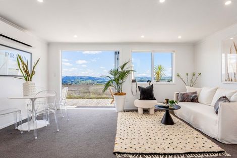 Photo of property in 26 Sombrero View, Ascot Park, Porirua, 5024