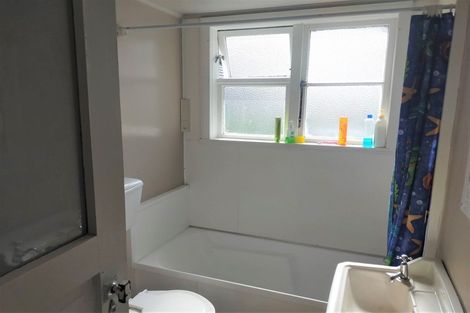 Photo of property in 9 Percy Avenue, Stratford, 4332