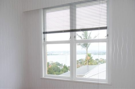 Photo of property in 2a Hoskins Avenue, Hillsborough, Auckland, 1042