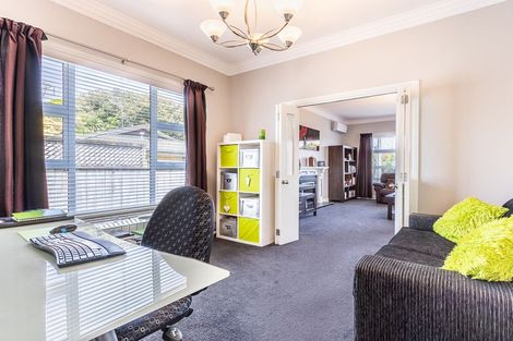 Photo of property in 315 Te Moana Road, Waikanae, 5036