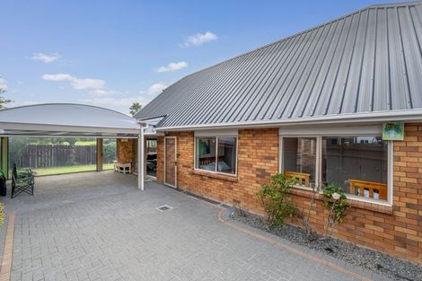 Photo of property in 2/17 Daria Place, Northpark, Auckland, 2013