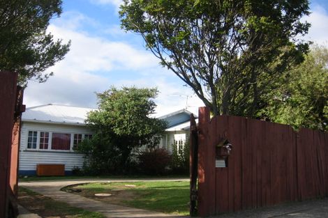 Photo of property in 18-18a Ludlam Crescent, Woburn, Lower Hutt, 5010