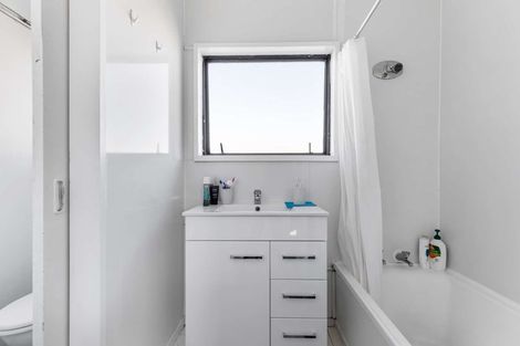 Photo of property in 10c Breckons Avenue, Nawton, Hamilton, 3200