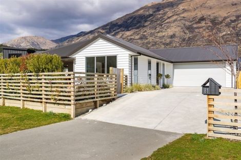 Photo of property in 81 Stalker Road, Lower Shotover, Queenstown, 9304