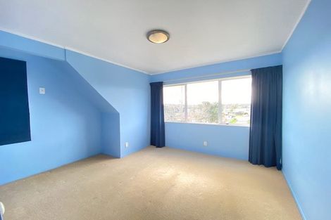 Photo of property in 8 Picasso Drive, West Harbour, Auckland, 0618