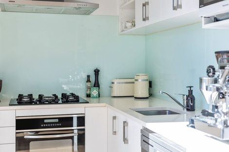 Photo of property in 55 Premier Avenue, Point Chevalier, Auckland, 1022