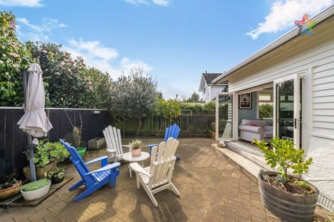 Photo of property in 18 Riddiford Street, Woburn, Lower Hutt, 5011