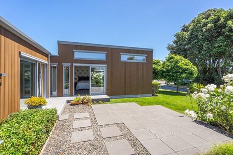 Photo of property in 3 Bressay Way, Waikanae, 5036