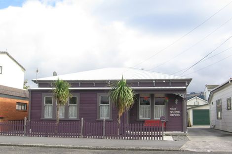 Photo of property in 1 Queen Street, Petone, Lower Hutt, 5012