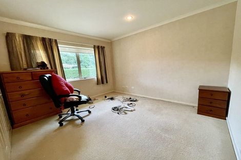 Photo of property in 11 Schopolo Place, Schnapper Rock, Auckland, 0632